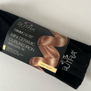 Mini Ceramic Curling Iron by Sutra